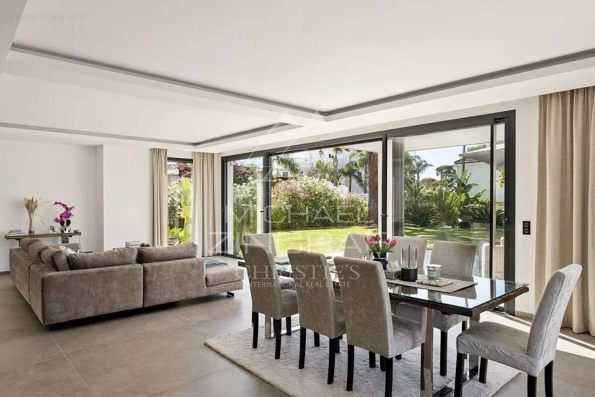 Maison à ANTIBES