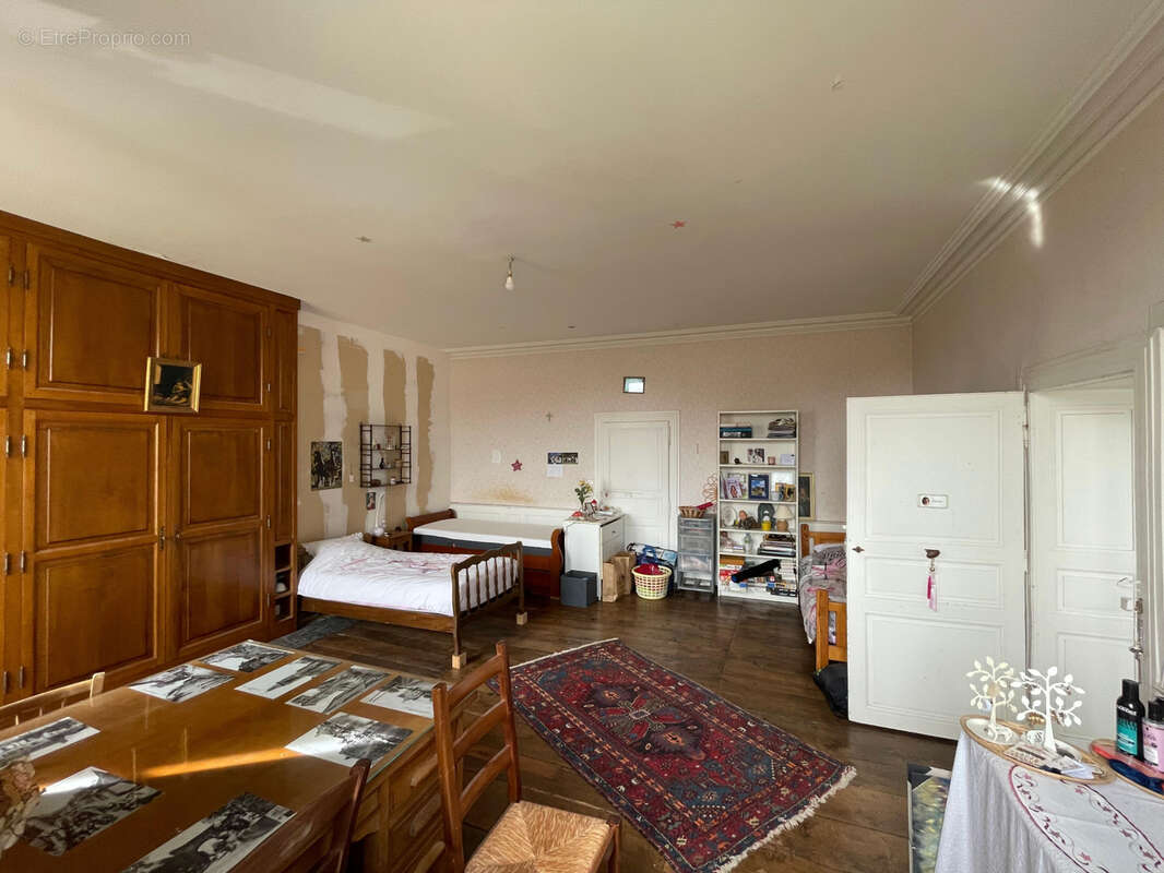 Maison à CEAUX-EN-COUHE