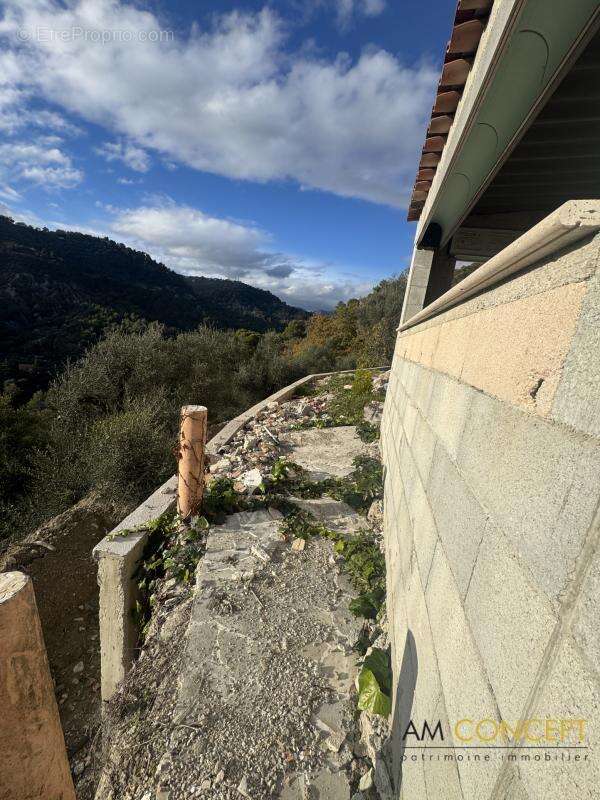 Appartement à L&#039;ESCARENE