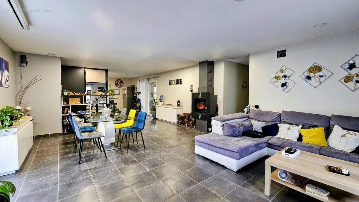 Maison à MARCILLOLES