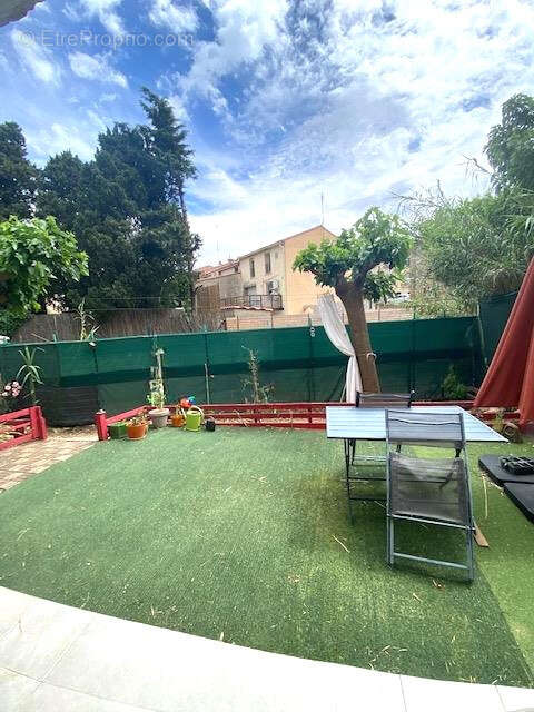 Appartement à PEYRESTORTES