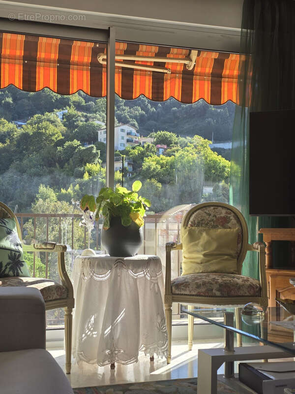 Appartement à MENTON