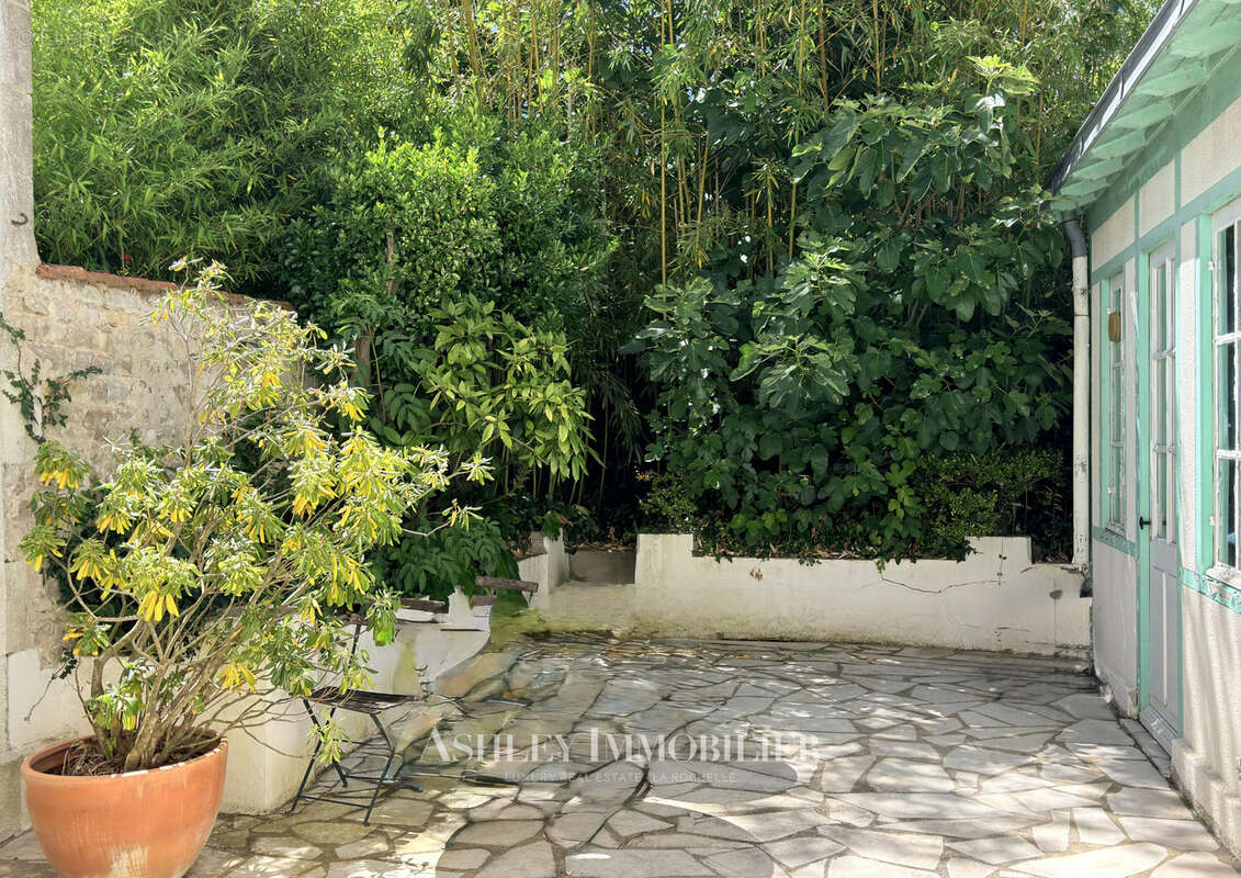 À vendre - maison de caractère à rafraichir - la rochelle - la genette - photo 21