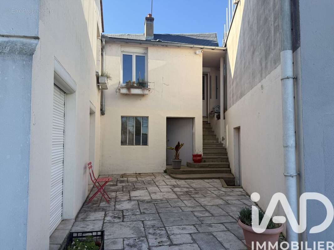 Photo 1 - Maison à BOURBON-LANCY