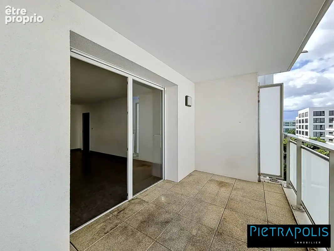 Appartement 3 pièces 70 m² à vendre à Vaulx-En-Velin (69120) - photo 2