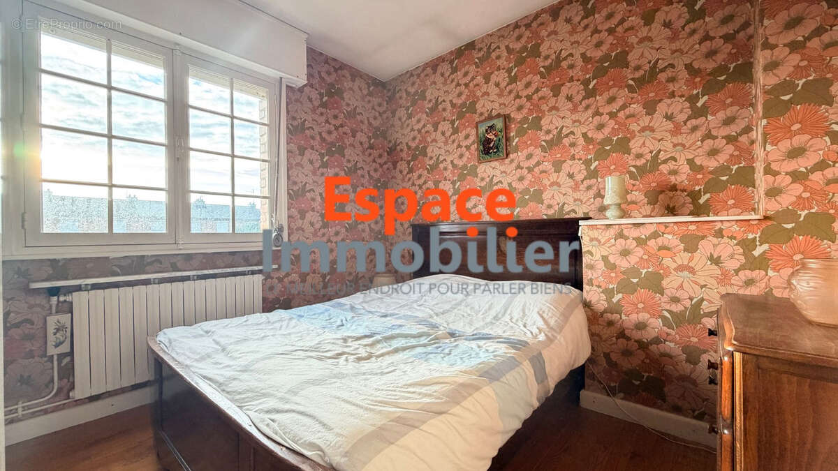 Maison à DOUCHY-LES-MINES