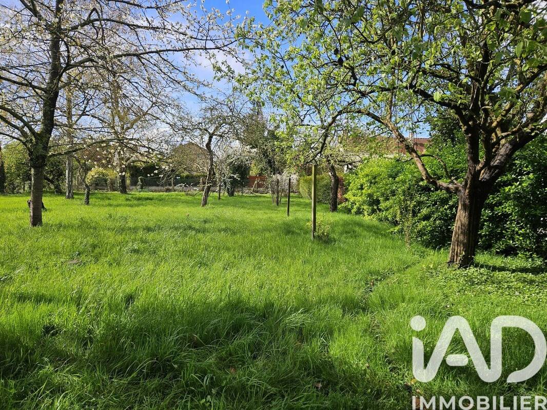 Photo 1 - Terrain à SAINT-LEU-LA-FORET