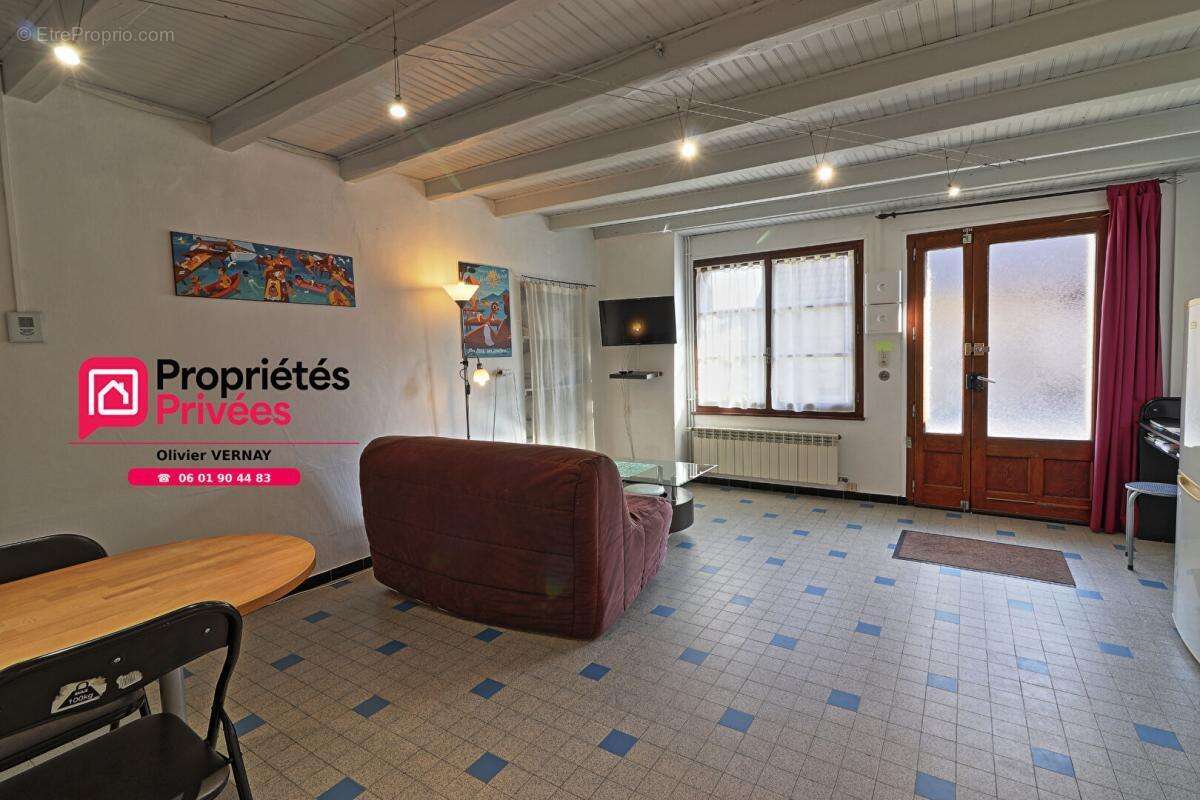 Maison mitoyenne de 2 appartements (91 m²) + combles (120m²) - photo 3