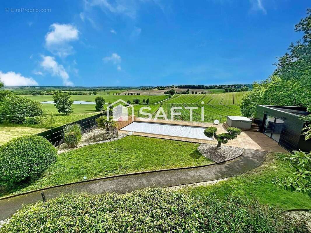 Photo 2 - Maison à MONTDOUMERC