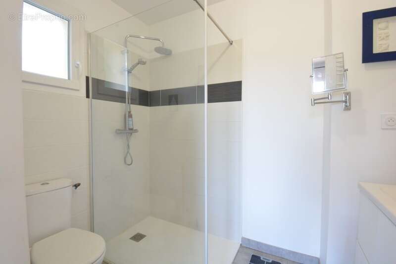 Minzac (Dordogne) maison plain pied 3  chambres + garage et jardin - photo 13