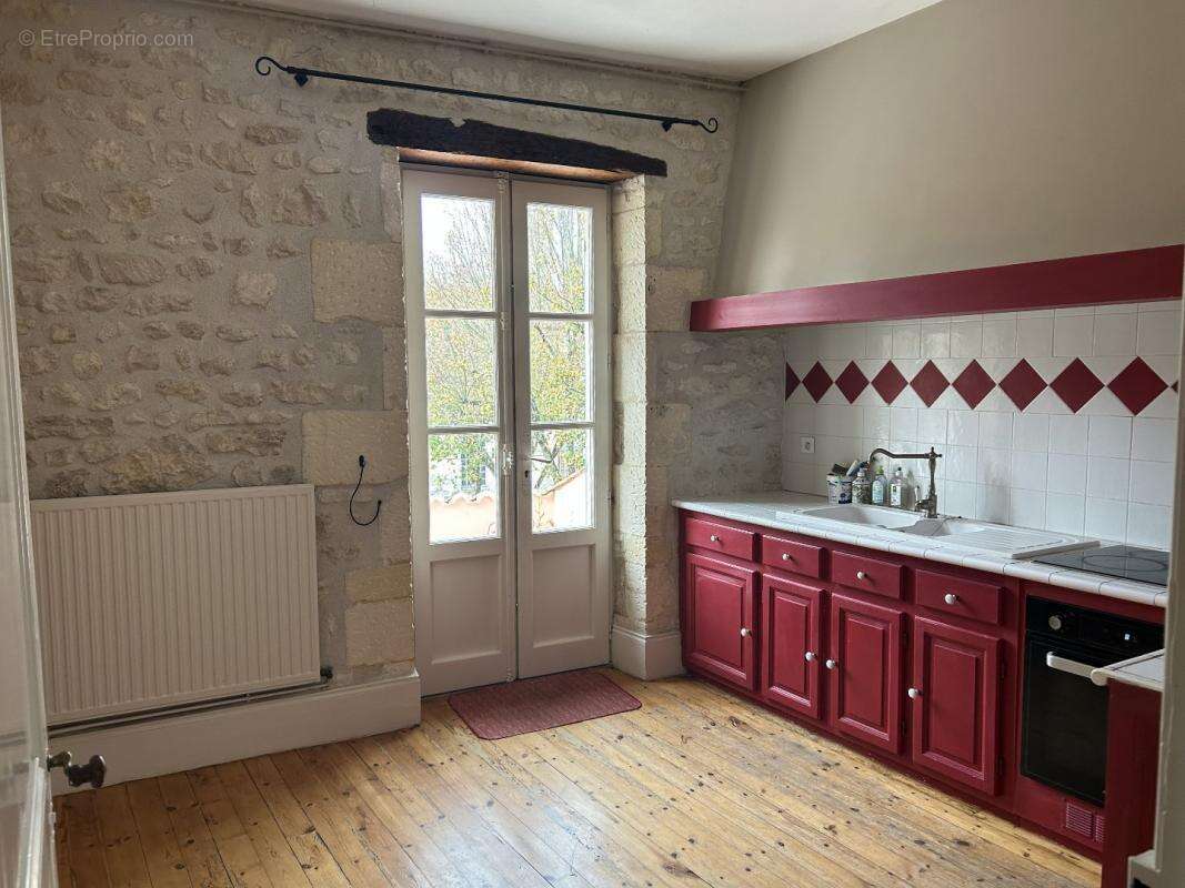 Maison à SAINT-JEAN-D&#039;ANGELY