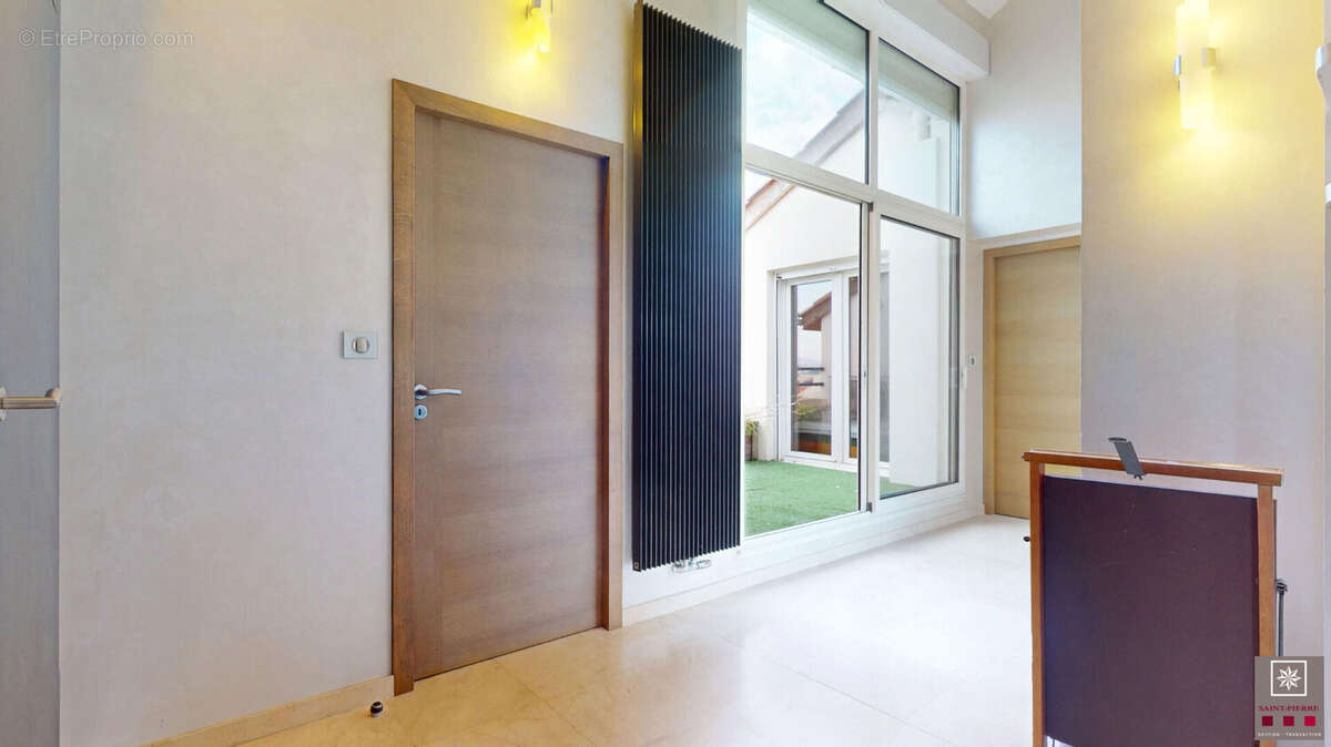 Appartement à LYON-8E