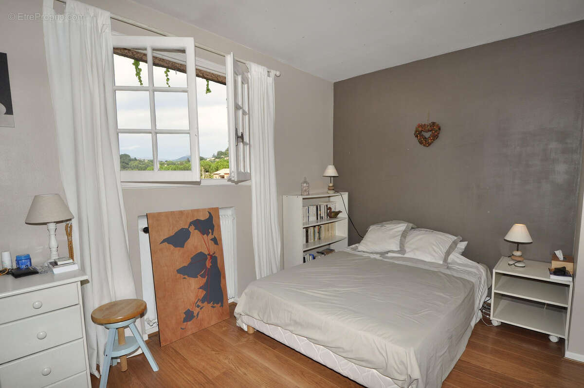 Maison à MOUGINS
