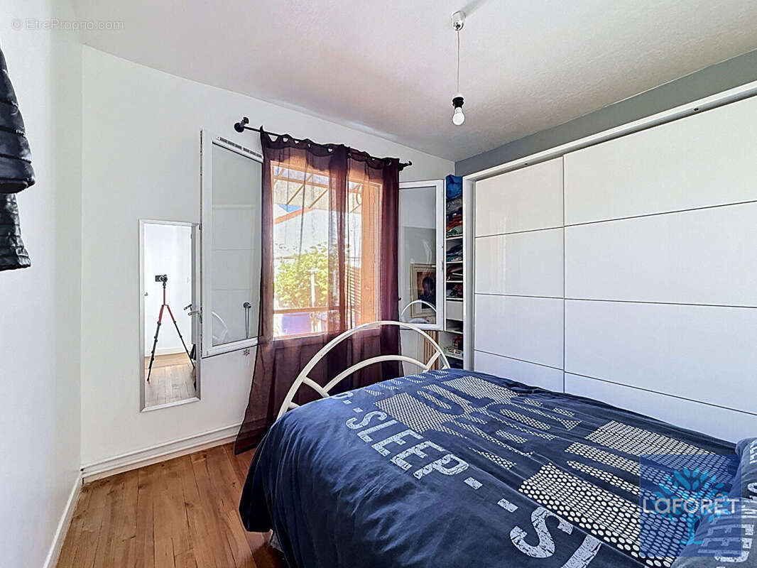 Maison à VIGNEUX-SUR-SEINE