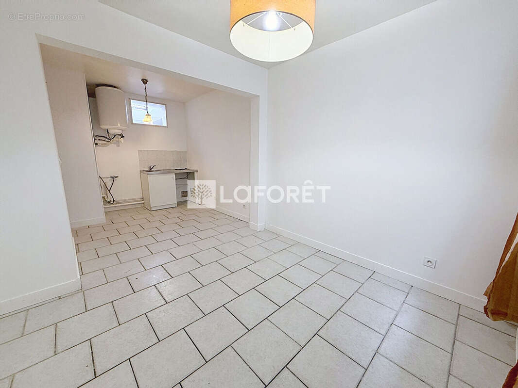 Maison à PETIT-COURONNE