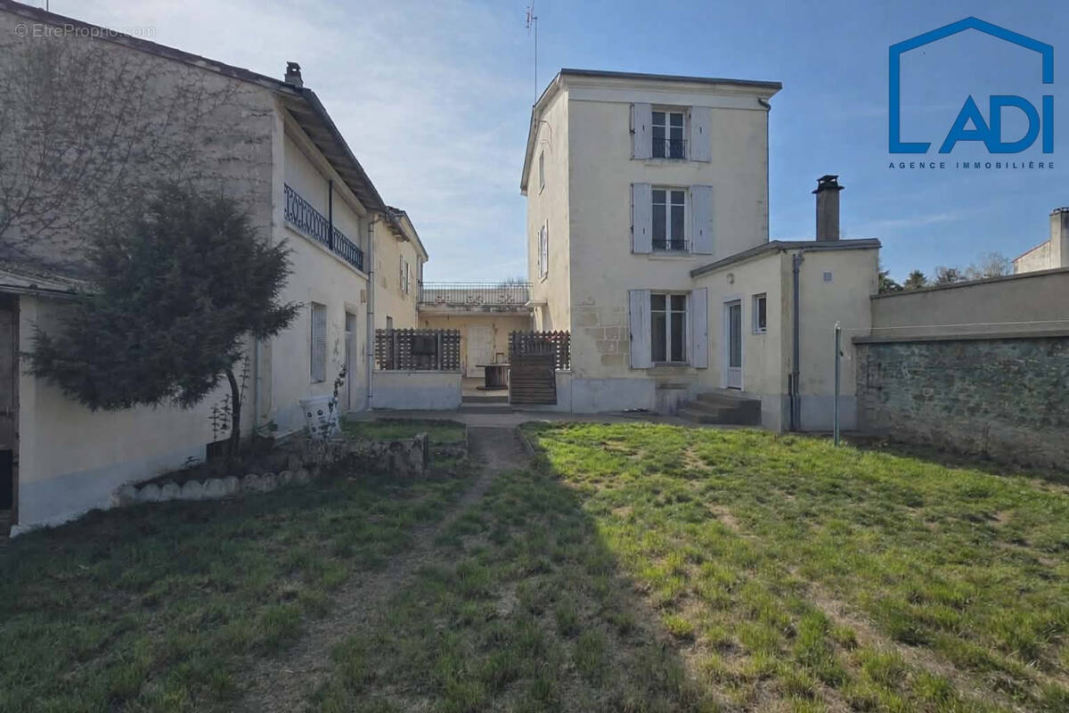 Maison à SAINT-MAIXENT-L'ECOLE