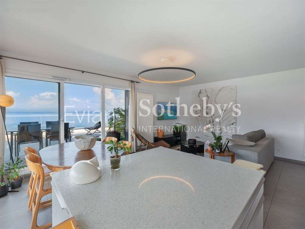 Appartement à NEUVECELLE