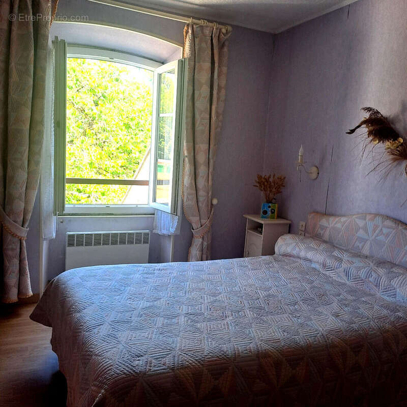 À vendre, maison 4 pièces d'environ 92 m² à BAGNEAUX SUR LOING (77167). - photo 8