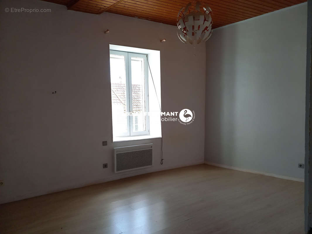 Maison à ANCY-LE-FRANC