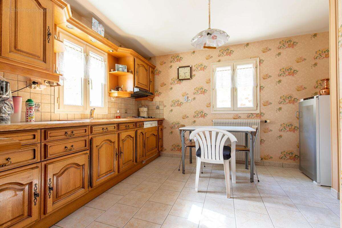 Corps de ferme à vendre sur Frémainville - photo 5