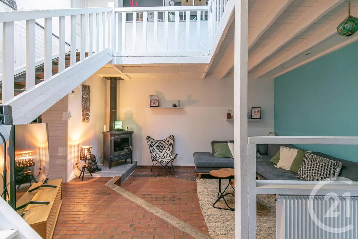 Maison à SAINT-MAUR-DES-FOSSES