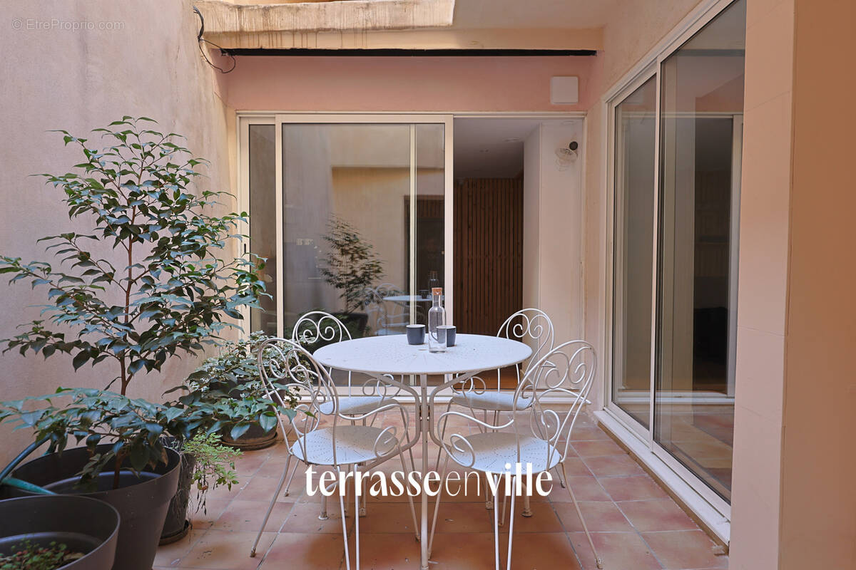 Appartement à AIX-EN-PROVENCE