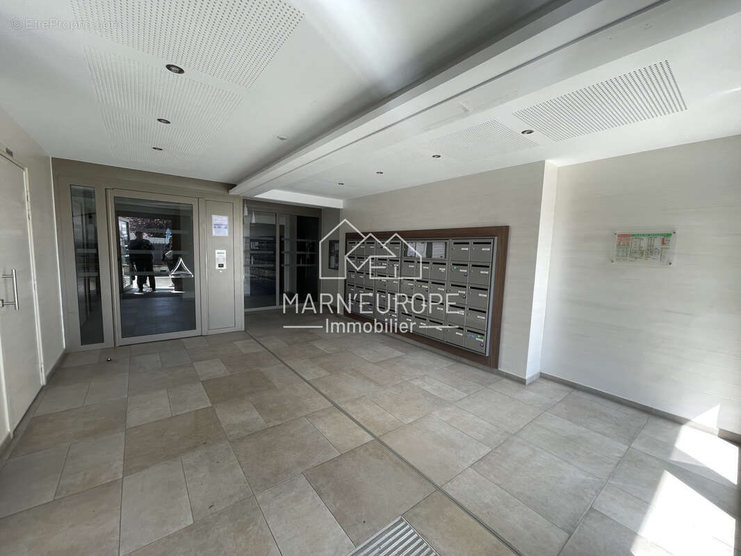 Appartement à CHARNY