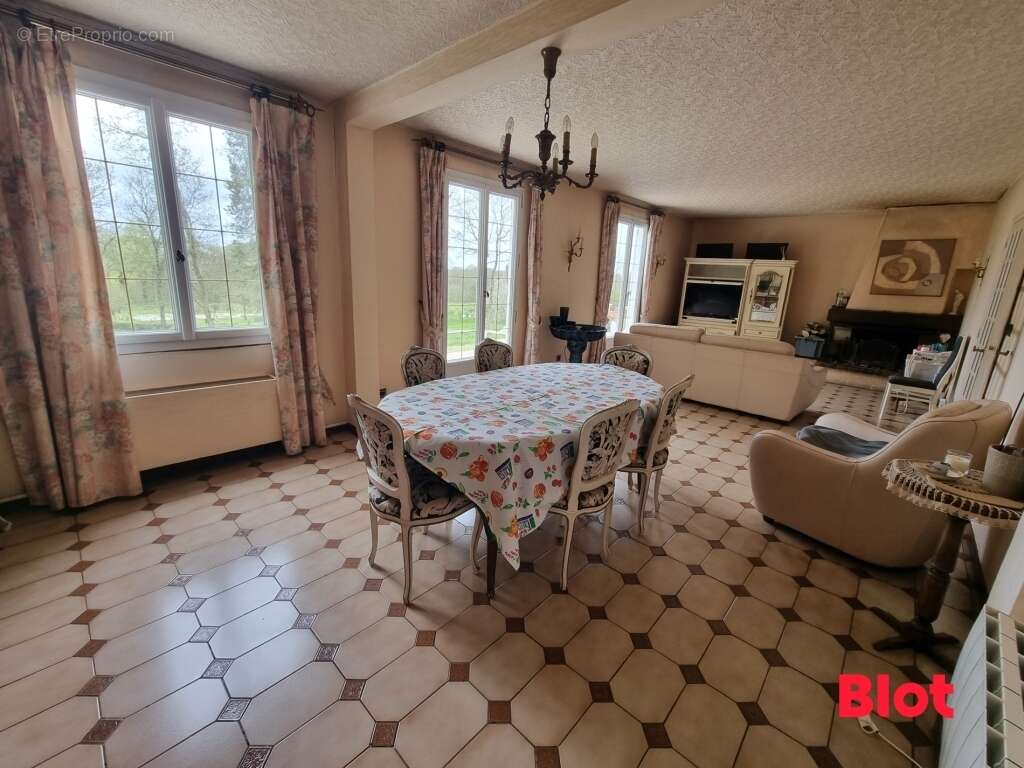 Maison à VIGNOC
