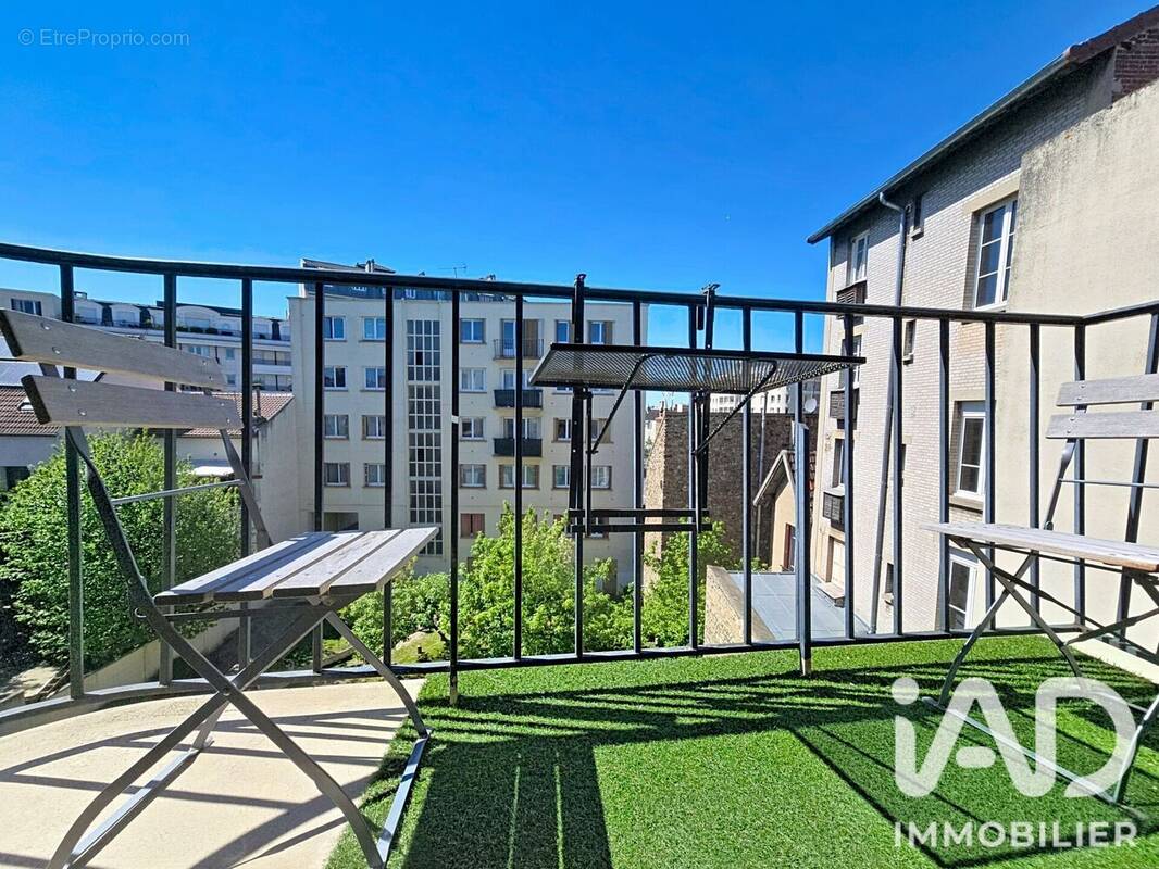 Photo 1 - Appartement à LA GARENNE-COLOMBES