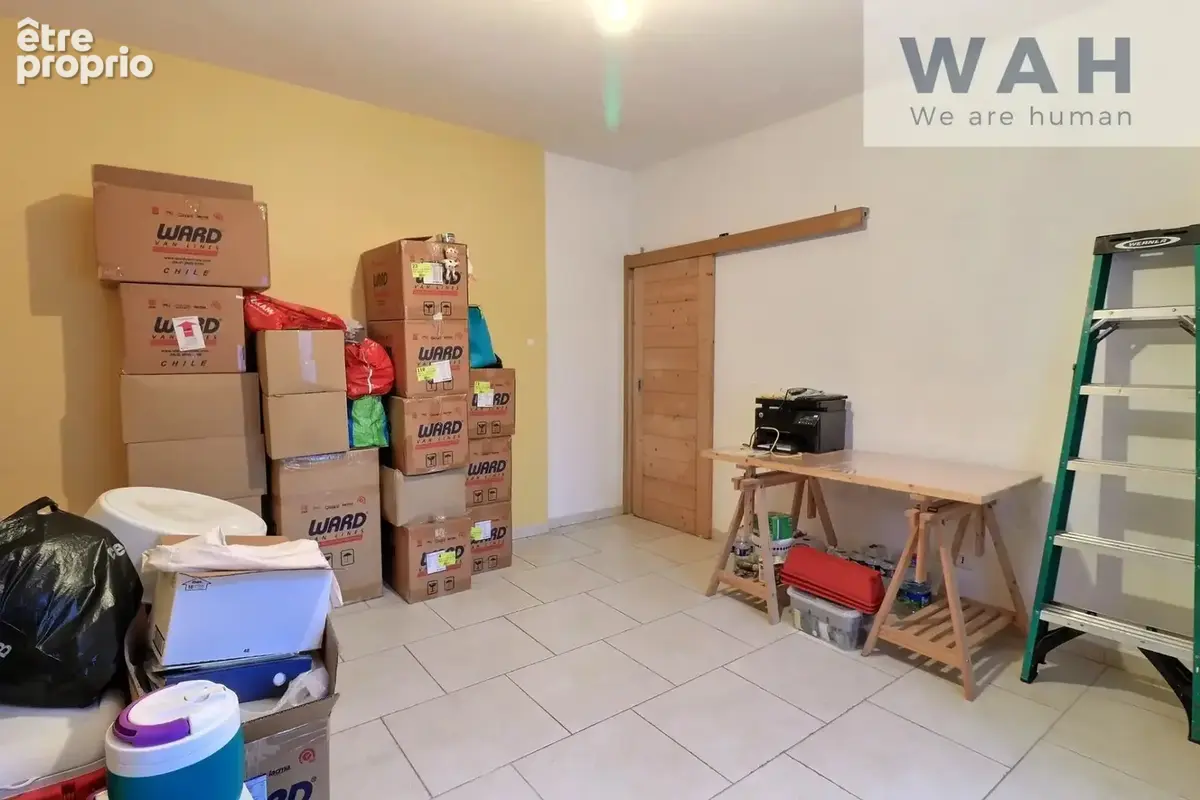 Vente mas de 200m2 et grange sur terrain de 711m2 et 4000m2 - photo 9
