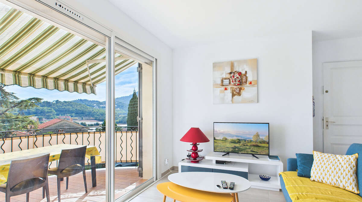 Appartement à CARQUEIRANNE