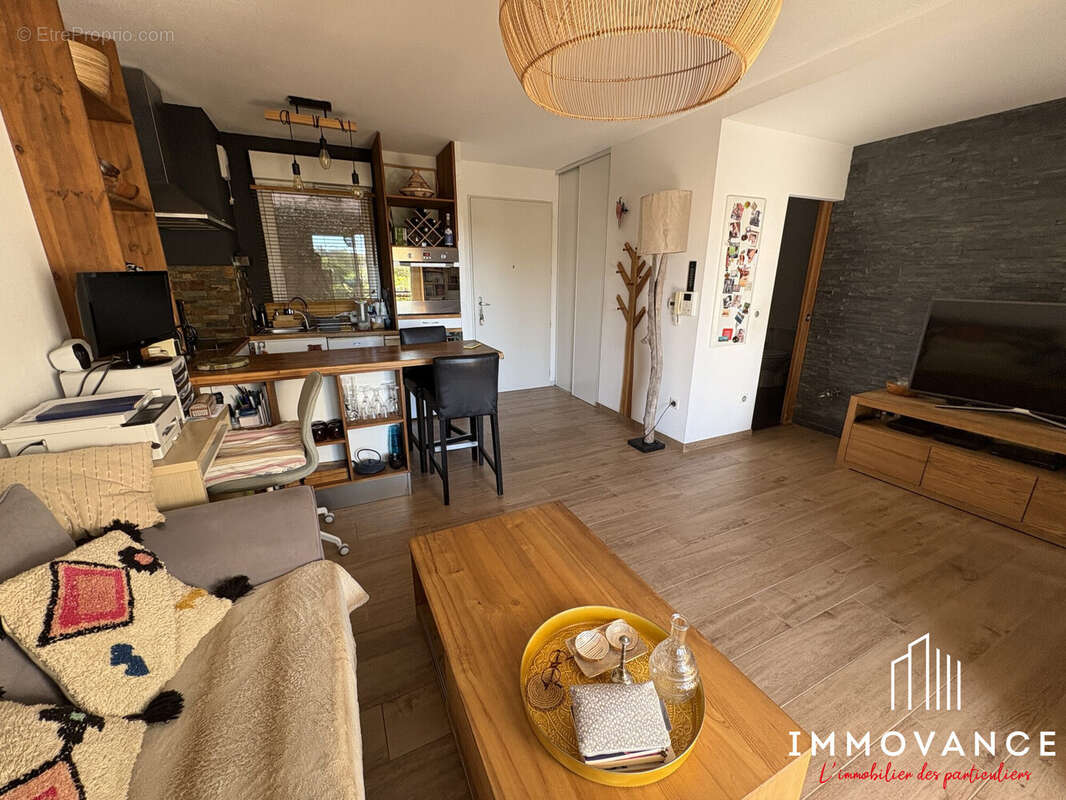 Appartement à LE CRES