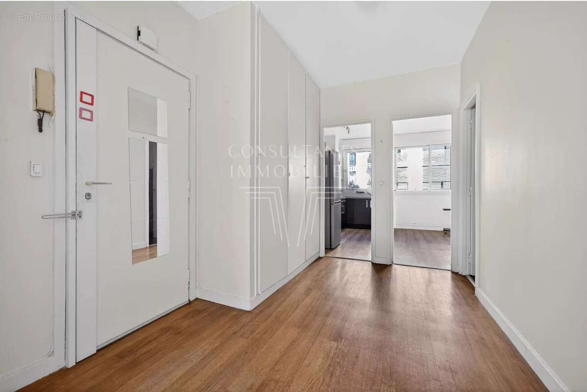 Appartement à LEVALLOIS-PERRET