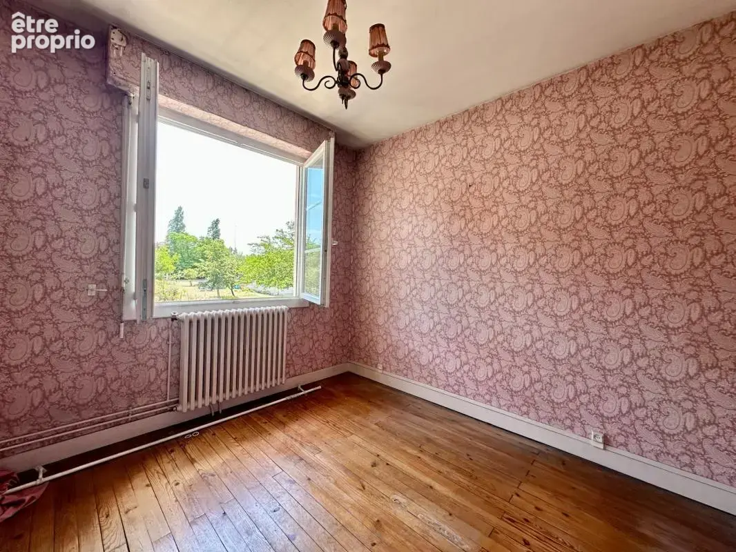 Villenave-d'Ornon – Hourcade  Maison à rénover sur grande parcelle de 1 300 m² avec garage - photo 9