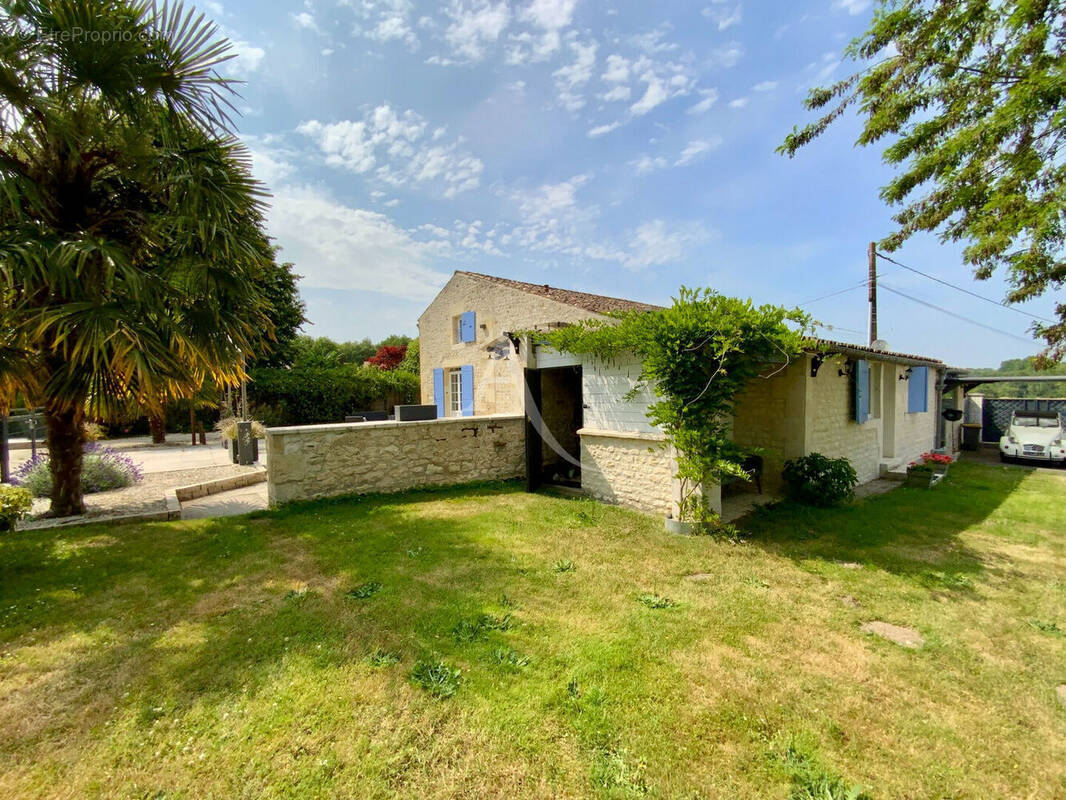 Maison à SAINT-GERMAIN-DU-SEUDRE