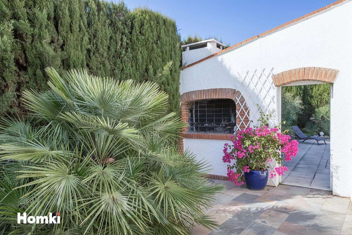 Maison à SAINT-ESTEVE