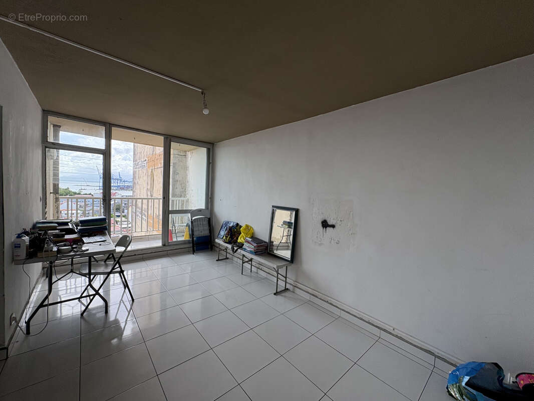 Appartement à POINTE-A-PITRE