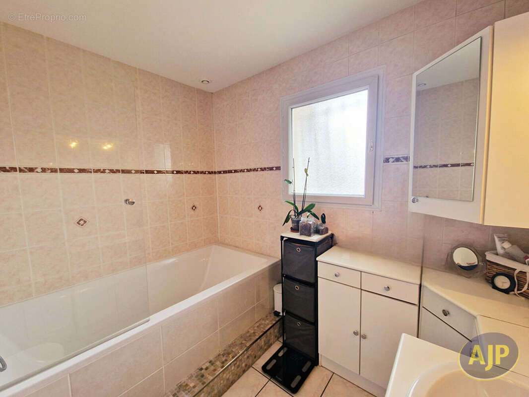 Biscarrosse maison T6 - photo 7