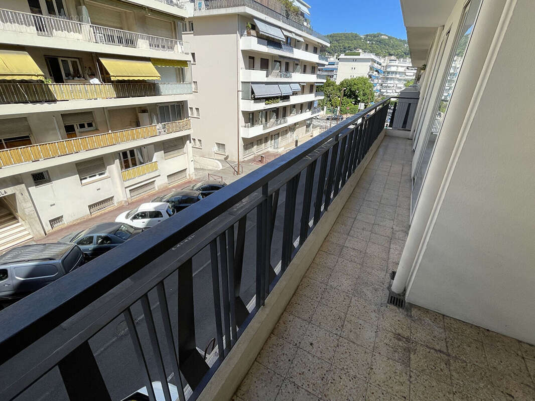 Appartement à LE CANNET