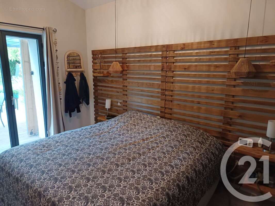 Maison à CHENAC-SAINT-SEURIN-D&#039;UZET