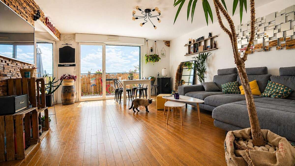 Appartement 85 m² à Maisons-Alfort  - photo 2