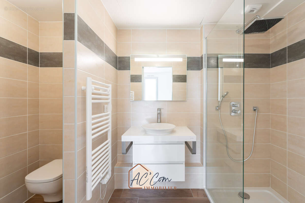 Appartement à MARSEILLE-8E