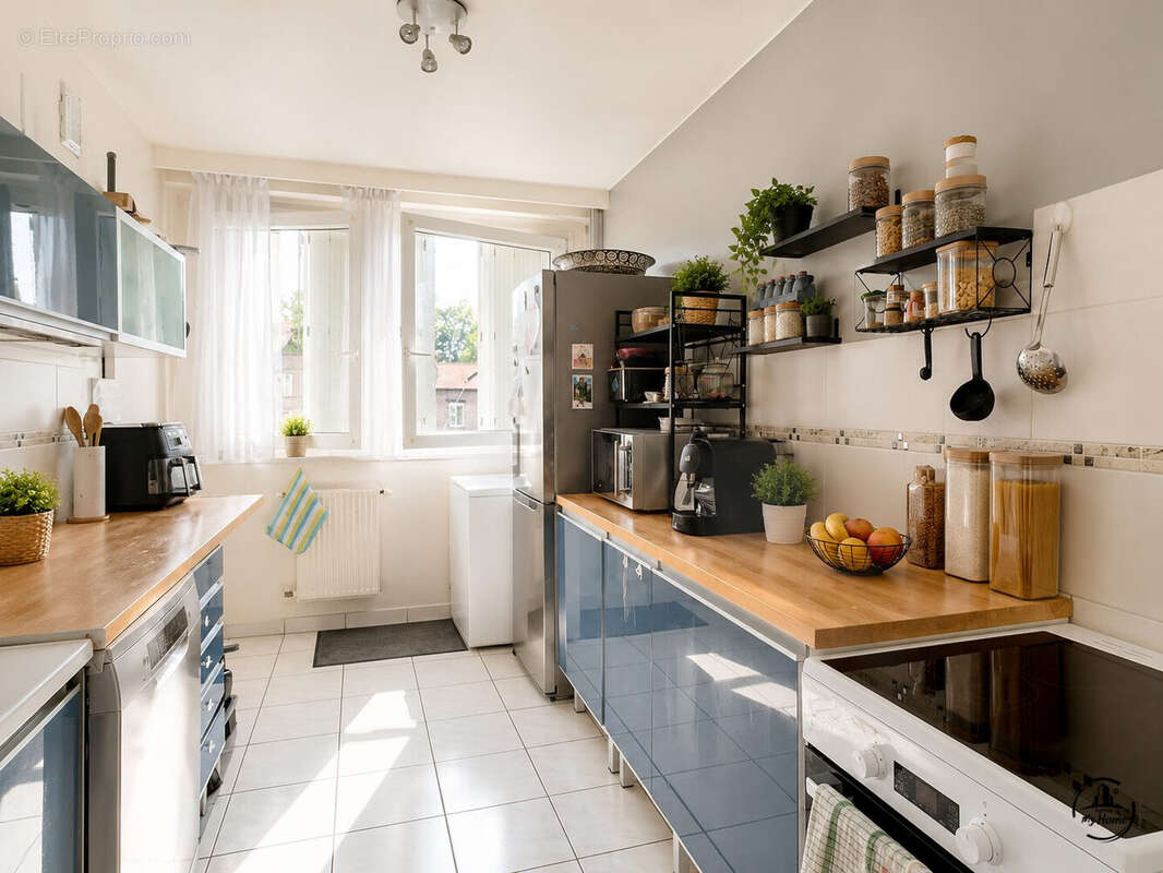 Appartement à SAINT-ETIENNE
