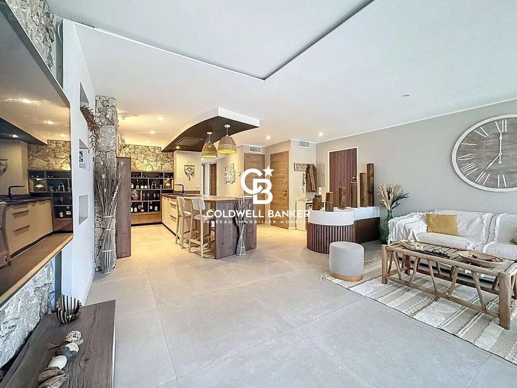 Appartement à SAINT-RAPHAEL