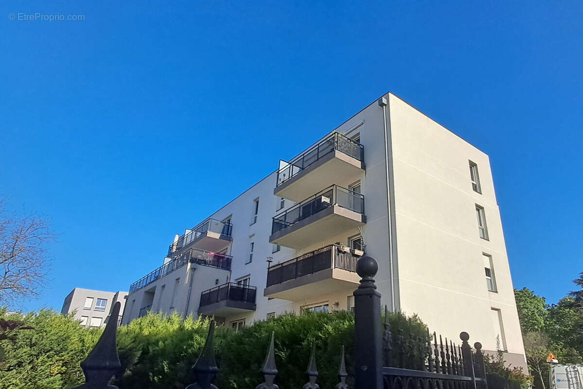 Appartement à BRON