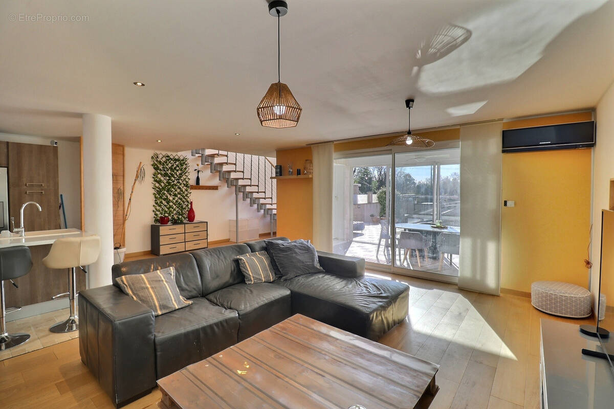 Maison à GALLARGUES-LE-MONTUEUX