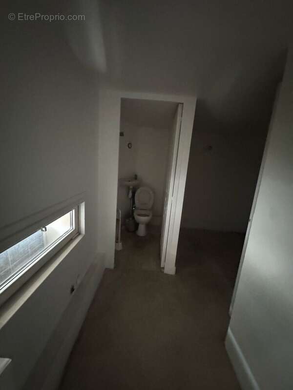 Commerce à ASNIERES-SUR-SEINE