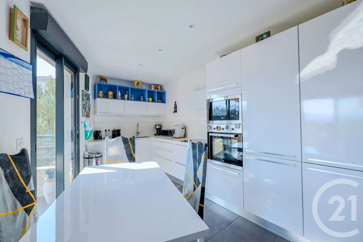Appartement 84 m² à Bastia  - photo 4