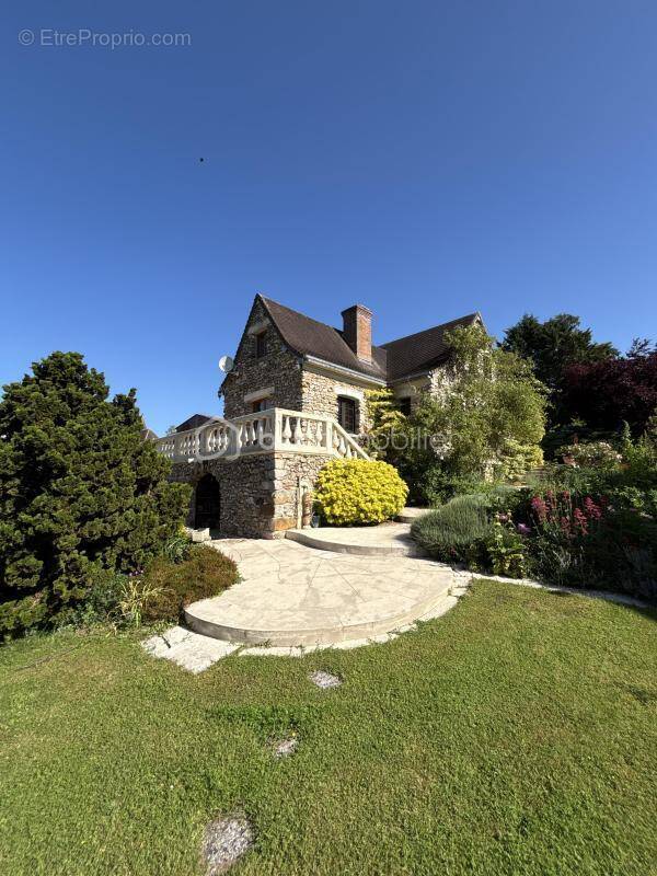 Maison à TALUS-SAINT-PRIX