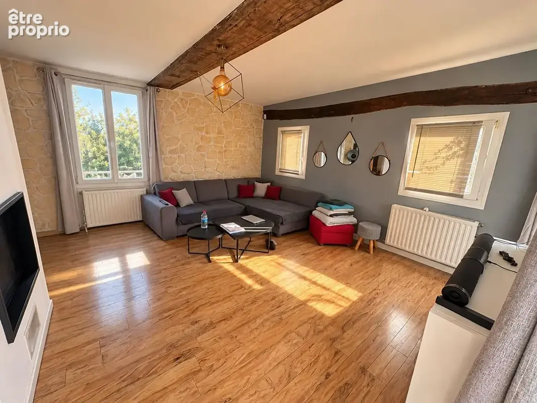 Maison ancienne de charme avec 600 m² de terrain - photo 2